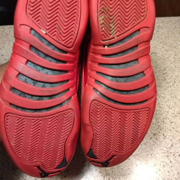 Jordan Retro 12 Gym Red Size 7.5 Men's - Picture 6 of 7